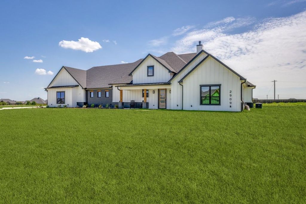 2909 Southbay Circle, Northlake, TX 76226